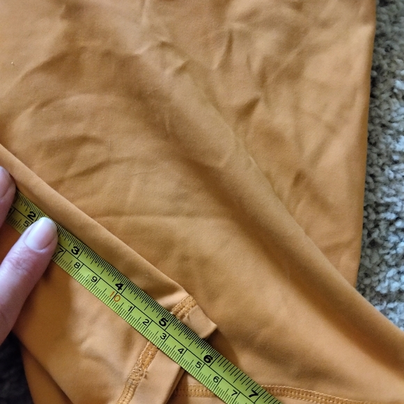 Set Active Women's Luxform Biker Shorts Size M Orange Activewear - Picture 7 of 7